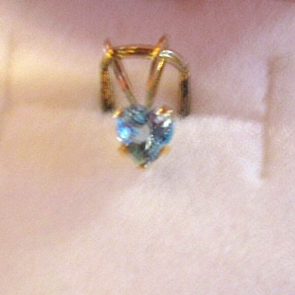 NWT 14Kt Gold Genuine Blue Topaz Pendant, heart shaped blue pendant - Picture 2 of 6